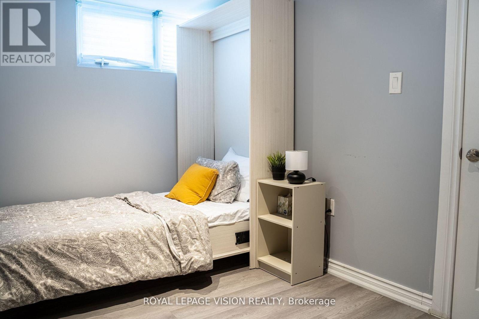 28 Jeffton Crescent, Toronto, Ontario  M1G 2R5 - Photo 9 - E12790222