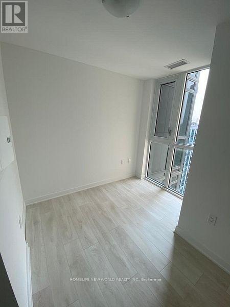 1210 - 75 Oneida Crescent, Richmond Hill, Ontario  L4B 0H3 - Photo 7 - N12790224