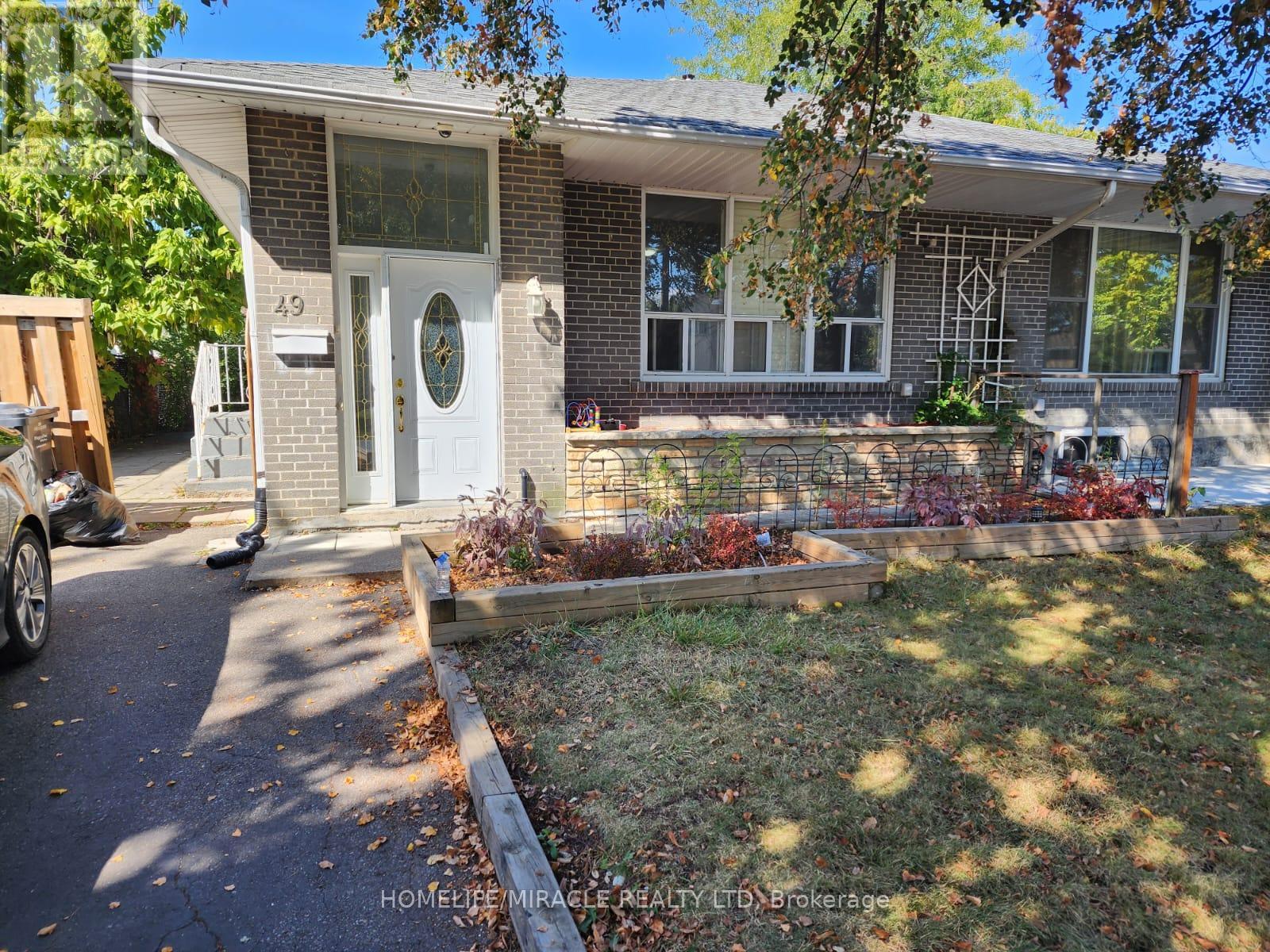 49 ALDERBURY CRESCENT, Brampton, Ontario