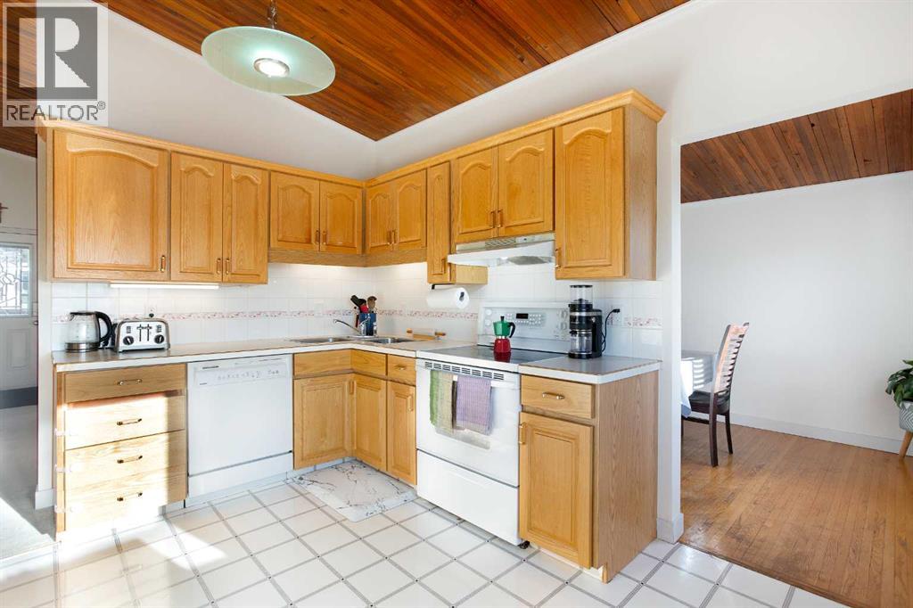 819 Seymour Avenue Sw, Calgary, Alberta  T2W 0N5 - Photo 6 - A2284941