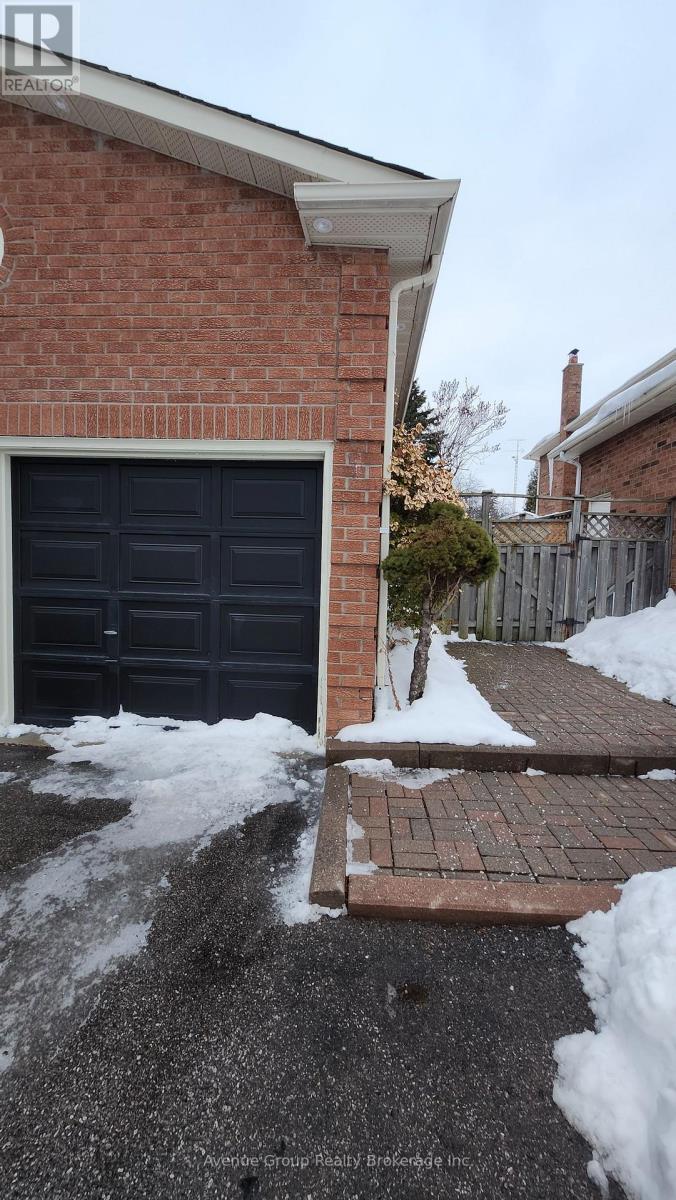Bsmt - 508 Lightfoot Place, Pickering, Ontario  L1V 5Z5 - Photo 2 - E12790240