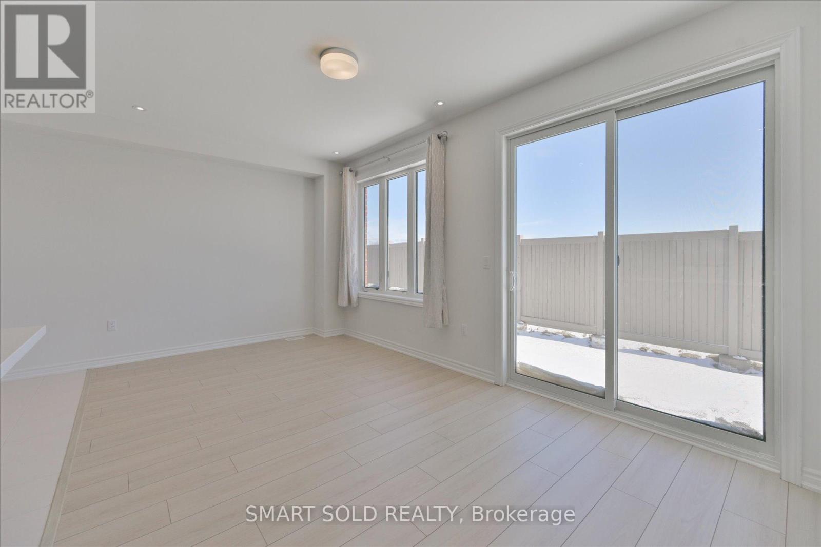 74 Tipp Drive, Richmond Hill, Ontario  L4E 1A2 - Photo 13 - N12790236