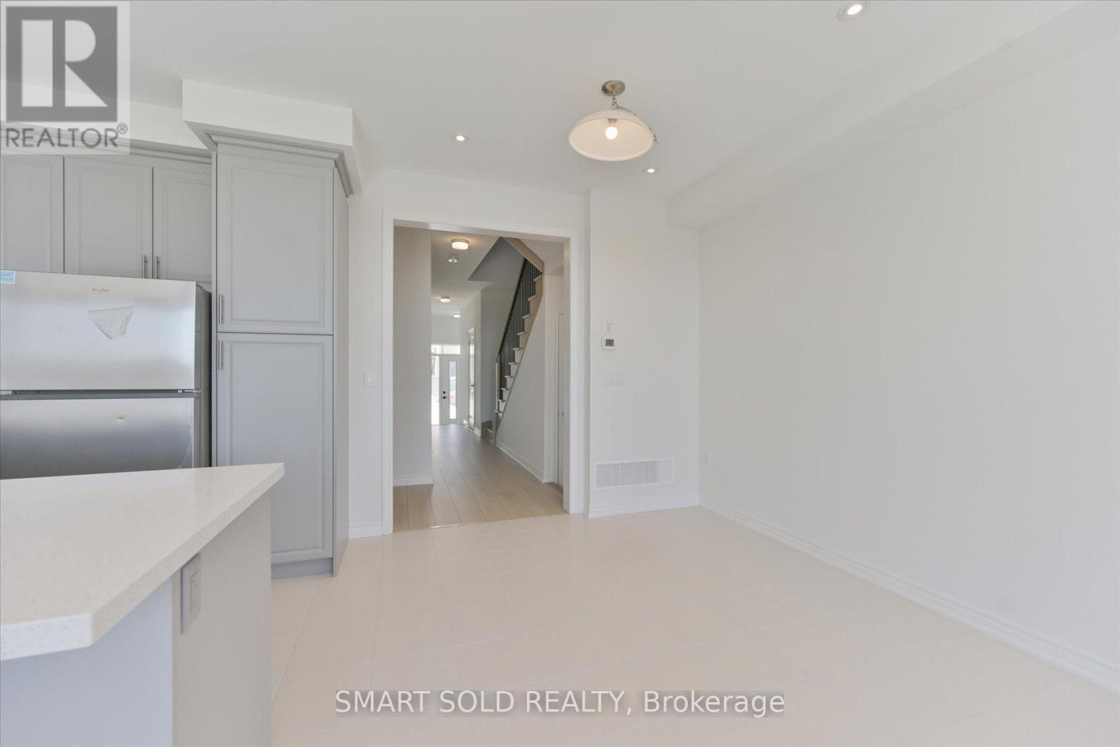 74 Tipp Drive, Richmond Hill, Ontario  L4E 1A2 - Photo 7 - N12790236