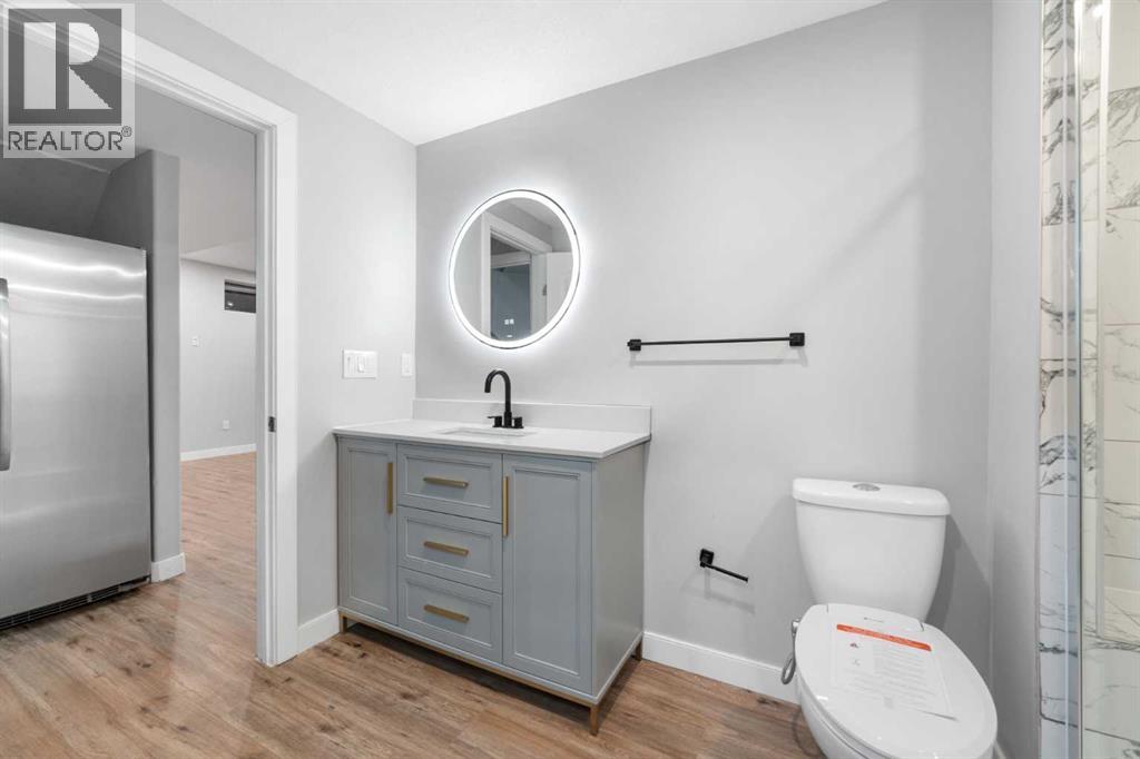 70 Royal Ridge Manor Nw, Calgary, Alberta  T3G 5Z1 - Photo 48 - A2280887