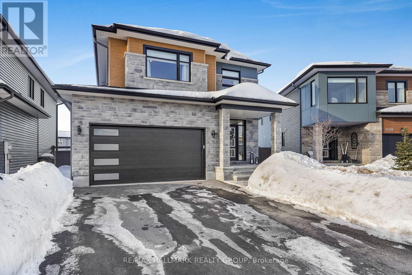 1204 Diamond Street, Clarence-Rockland, Ontario  K4K 0M1 - Photo 2 - X12790252