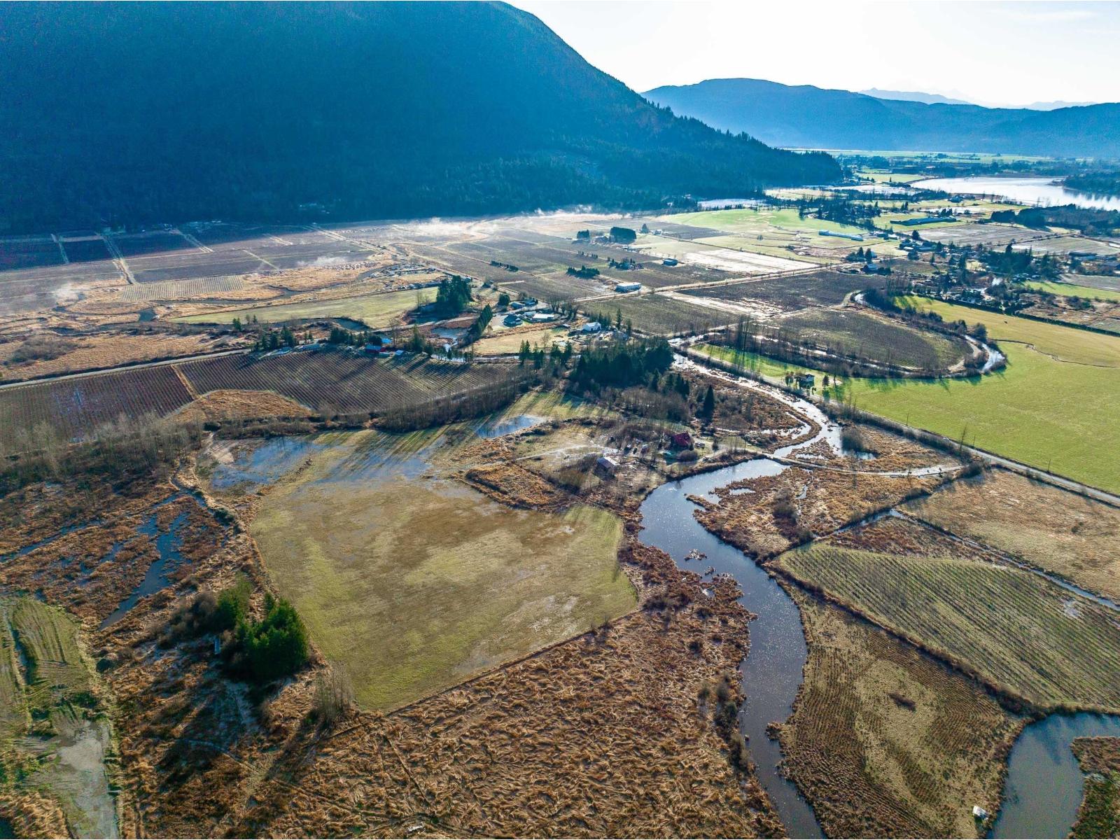 34995 Dale Road, Mission, British Columbia  V2V 0B7 - Photo 9 - R3087766