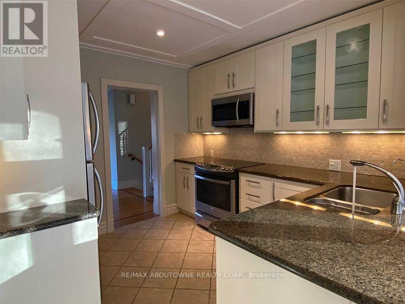 1306 Hixon Street, Oakville, Ontario  L6L 1R6 - Photo 20 - W12790254