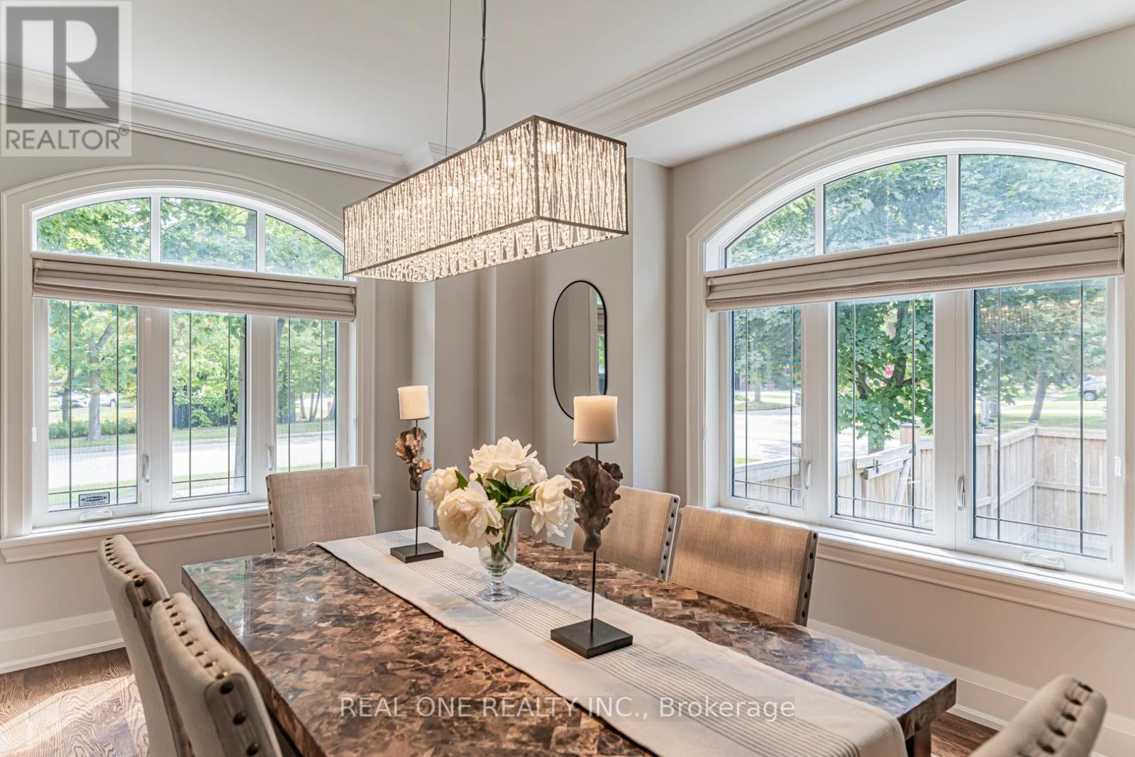 2095 Springfield Road, Mississauga, Ontario  L5K 1C1 - Photo 12 - W12790256