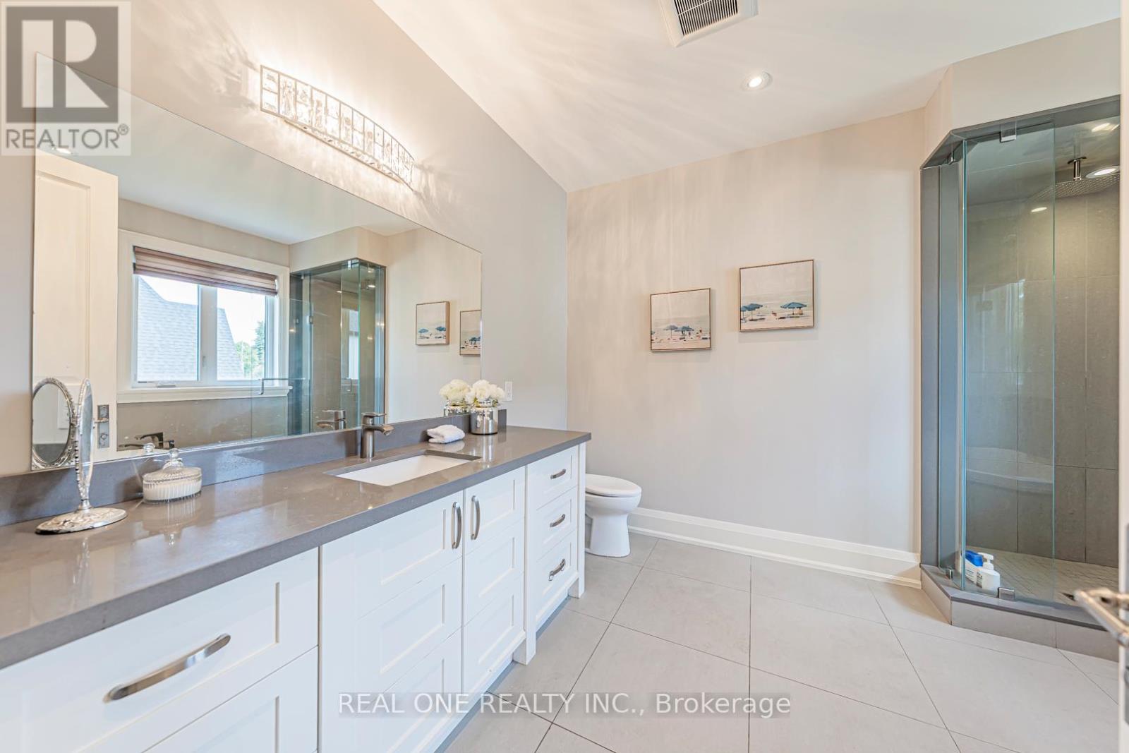 2095 Springfield Road, Mississauga, Ontario  L5K 1C1 - Photo 28 - W12790256