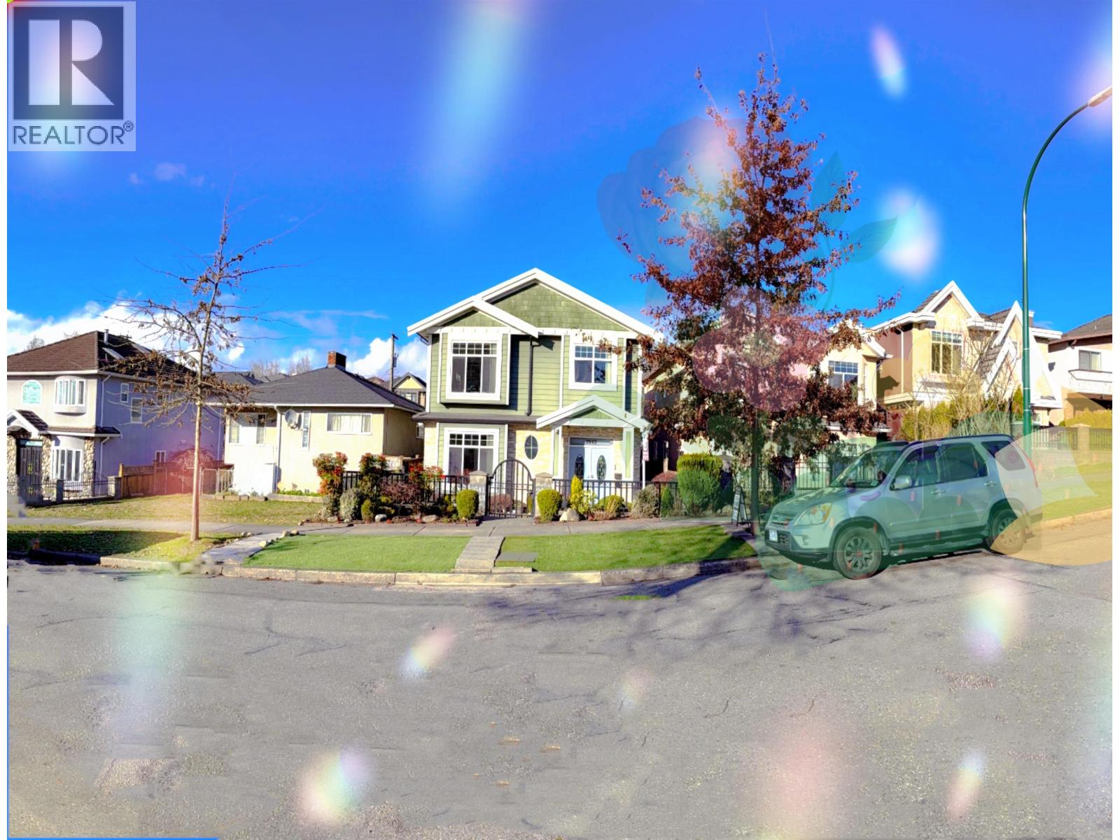 2643 E 8TH AVENUE, Vancouver, British Columbia