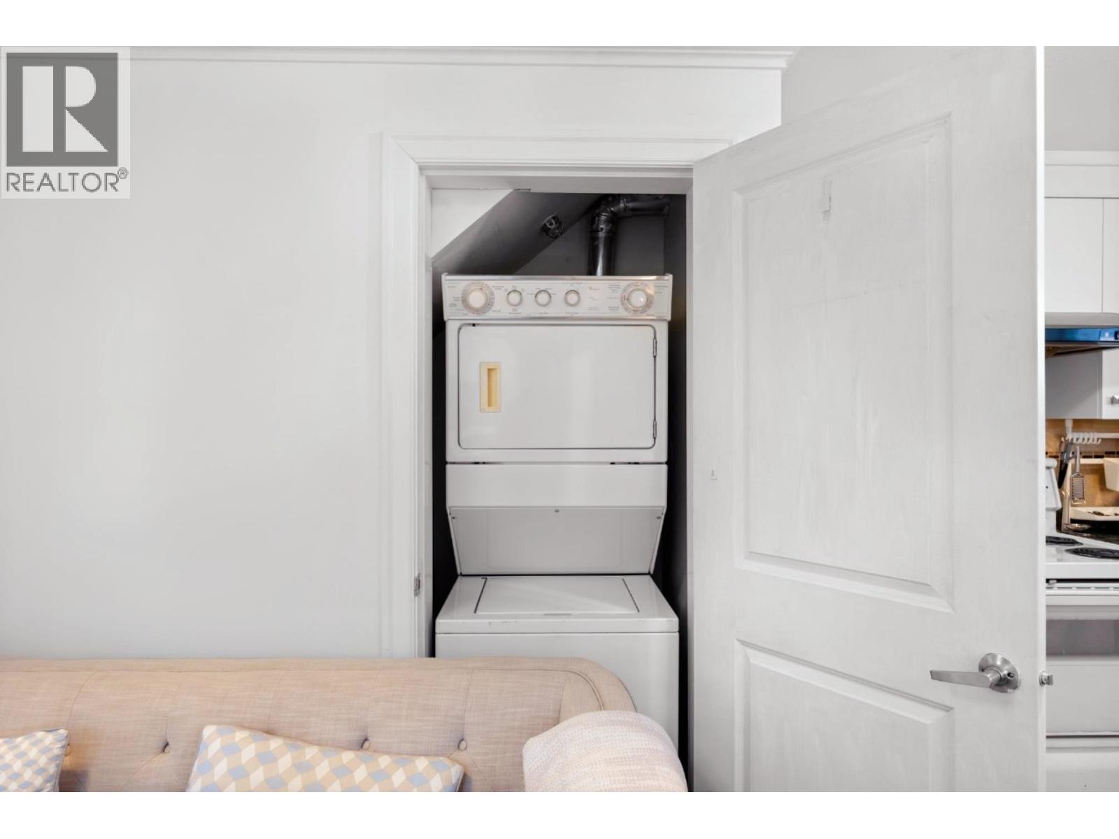 2643 E 8th Avenue, Vancouver, British Columbia  V5M 1W4 - Photo 30 - R3085736