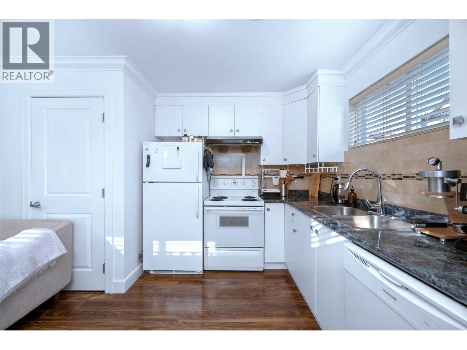 2643 E 8th Avenue, Vancouver, British Columbia  V5M 1W4 - Photo 19 - R3085736