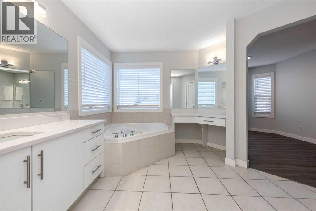 83 Cranleigh Common Se, Calgary, Alberta  T3M 1G7 - Photo 30 - A2280052