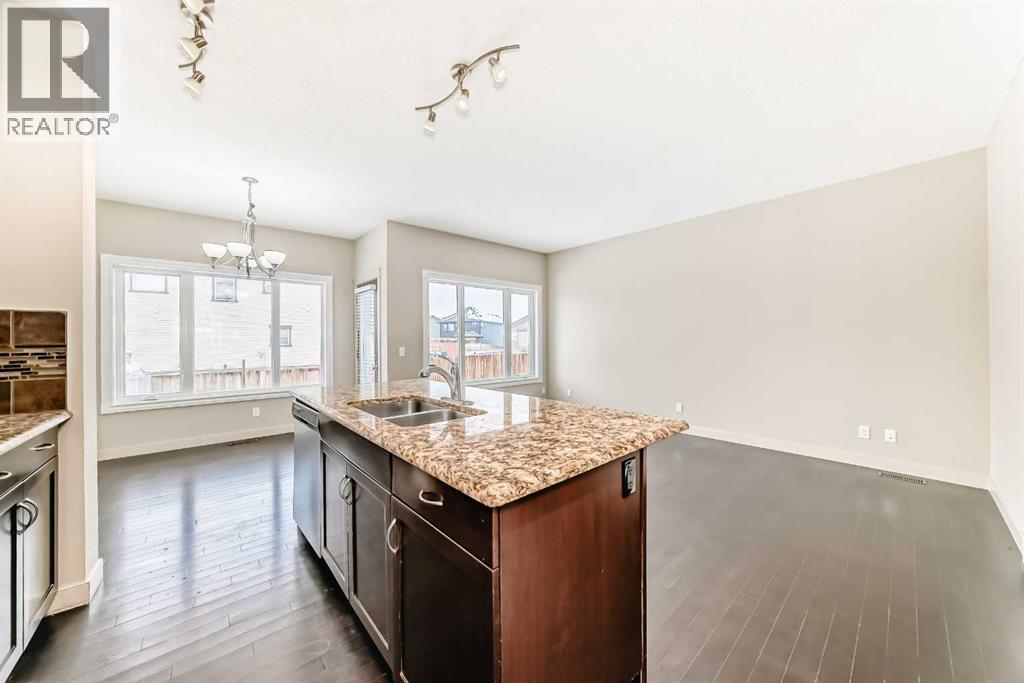 6 Evanspark Manor Nw, Calgary, Alberta  T3P 0J8 - Photo 9 - A2274183