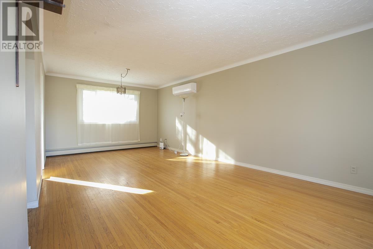 537 Placid Ave, Sault Ste. Marie, Ontario  P6B 3M4 - Photo 12 - SM253191