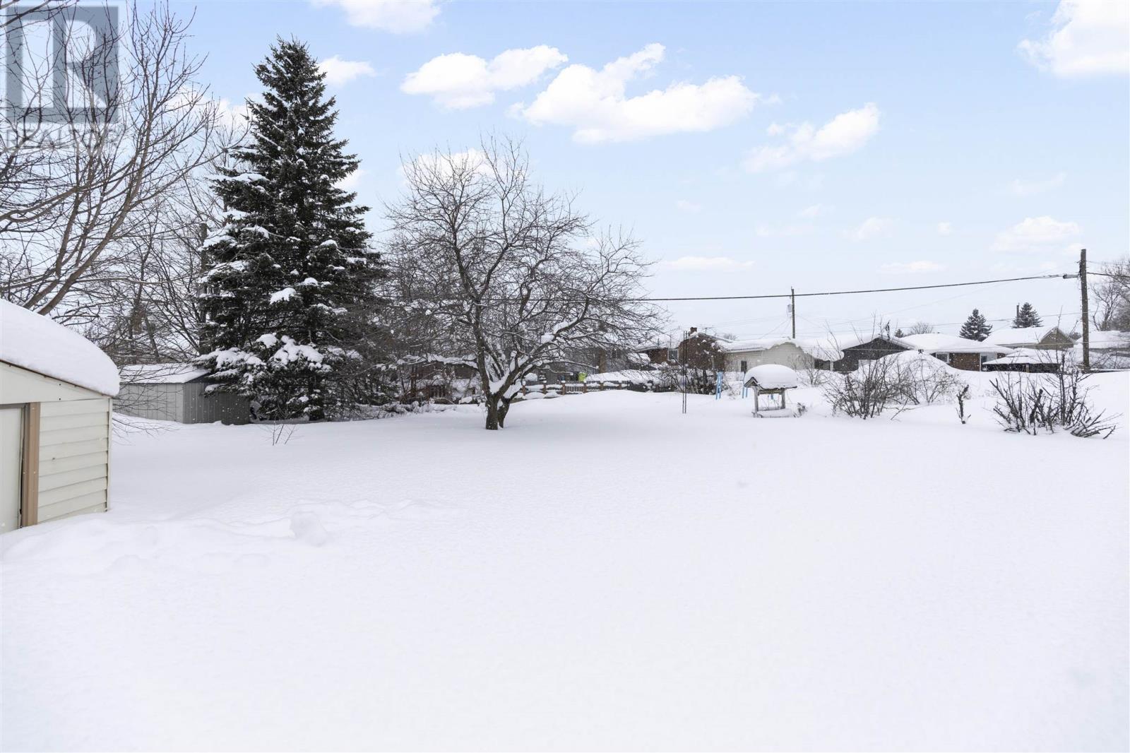 289 Goulais Ave, Sault Ste. Marie, Ontario  P6C 5A2 - Photo 8 - SM260218