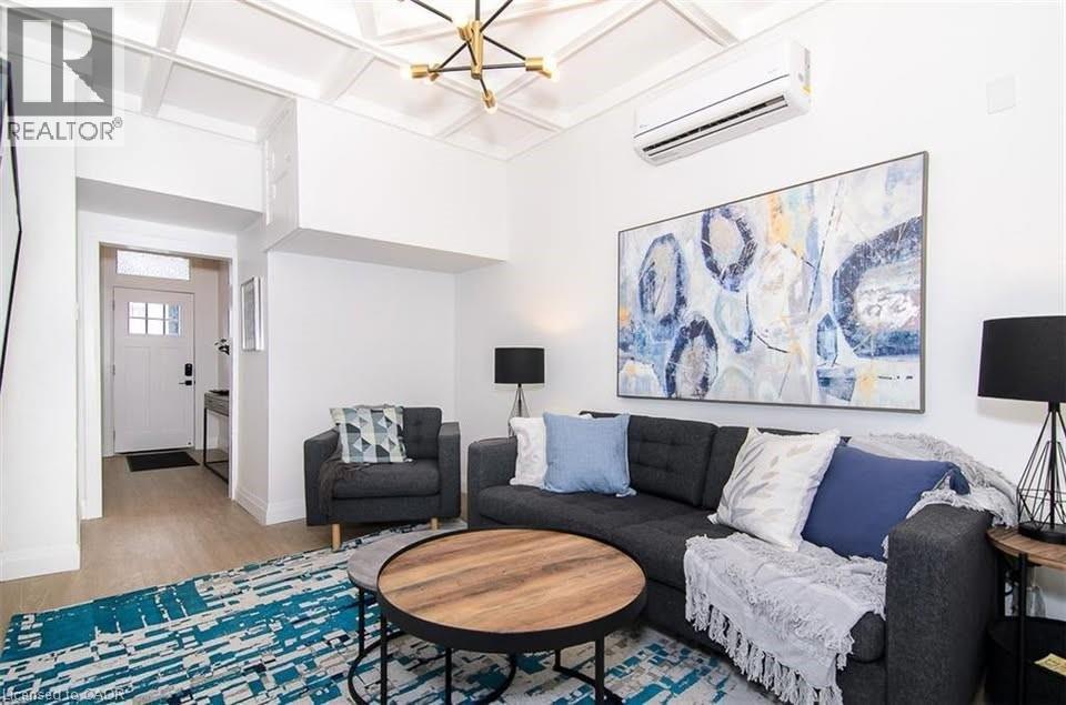 249 Emerald Street N Unit# 1, Hamilton, Ontario  L8L 5L1 - Photo 5 - 40805320