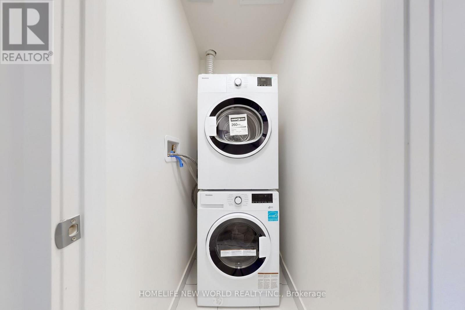 2205 - 89 Church Street, Toronto, Ontario  M5C 0B7 - Photo 17 - C12790276