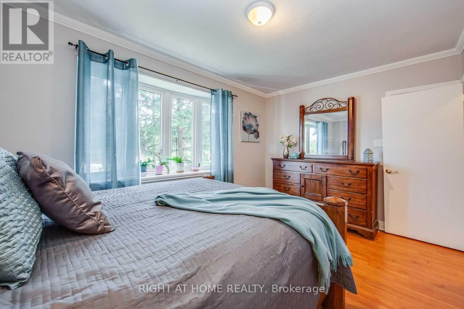 176 Phyllis Avenue, Toronto (Cliffcrest), Ontario  M1M 1Y8 - Photo 11 - E12790266