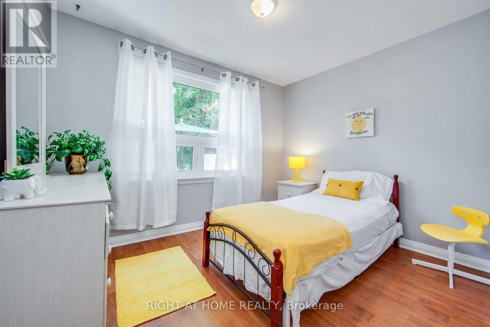 176 Phyllis Avenue, Toronto (Cliffcrest), Ontario  M1M 1Y8 - Photo 12 - E12790266