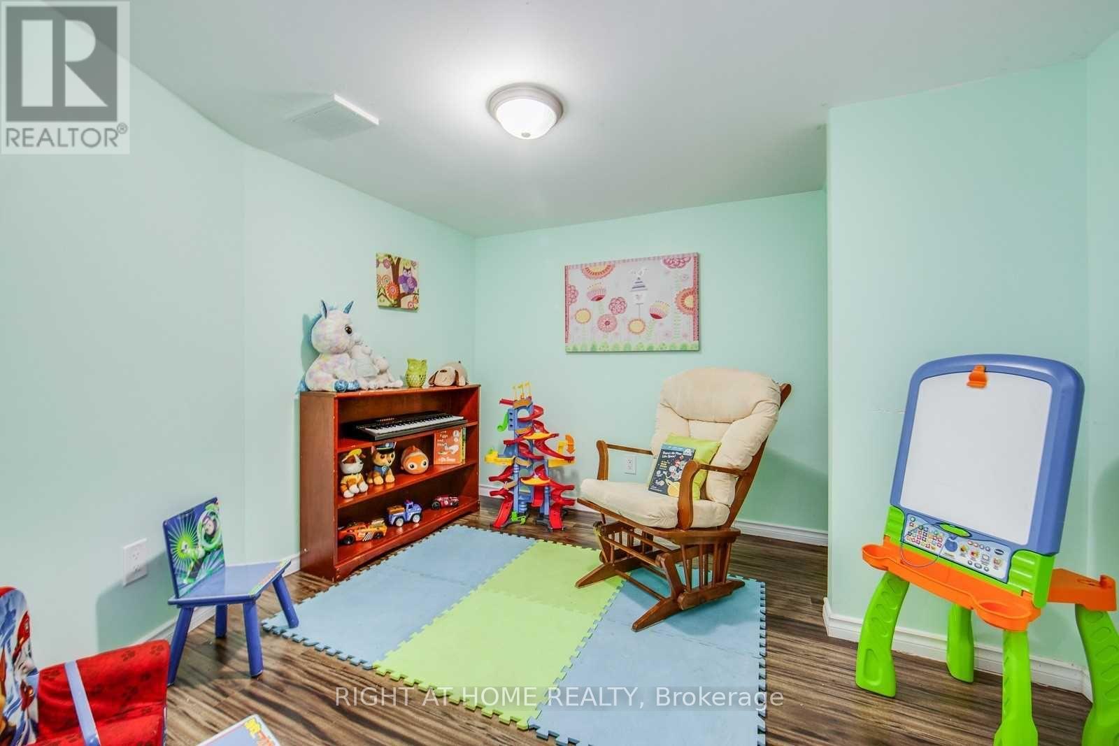 176 Phyllis Avenue, Toronto (Cliffcrest), Ontario  M1M 1Y8 - Photo 19 - E12790266