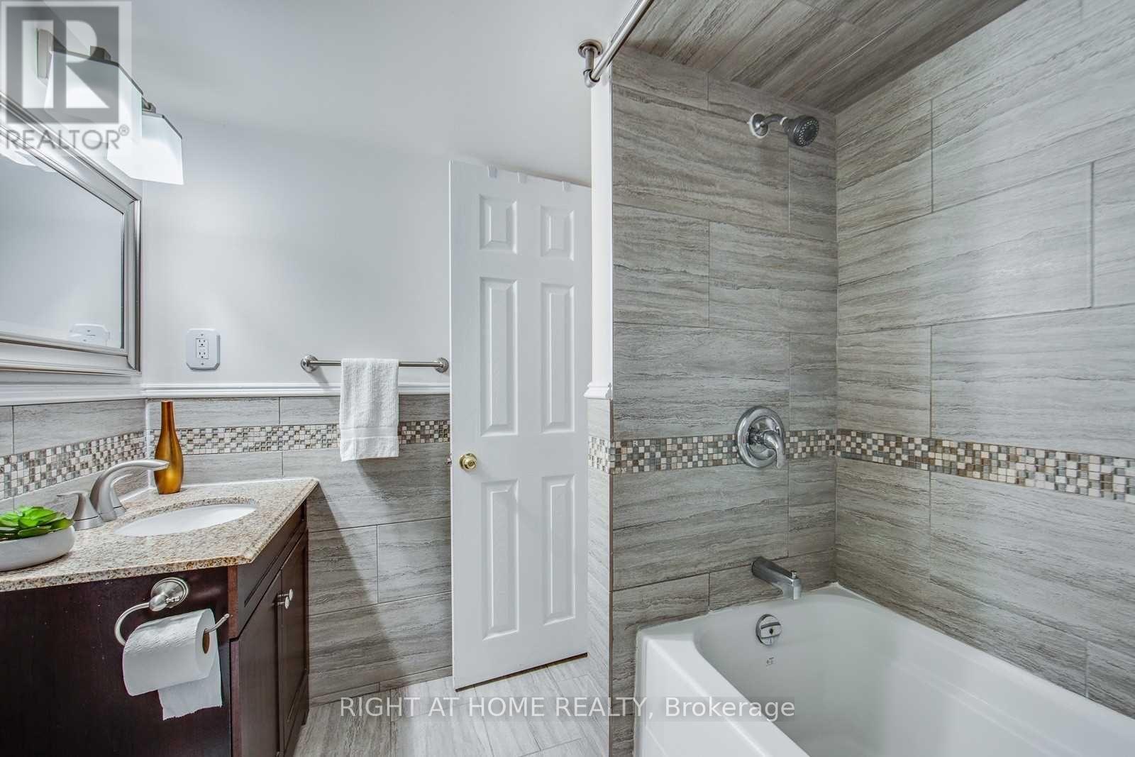 176 Phyllis Avenue, Toronto (Cliffcrest), Ontario  M1M 1Y8 - Photo 21 - E12790266