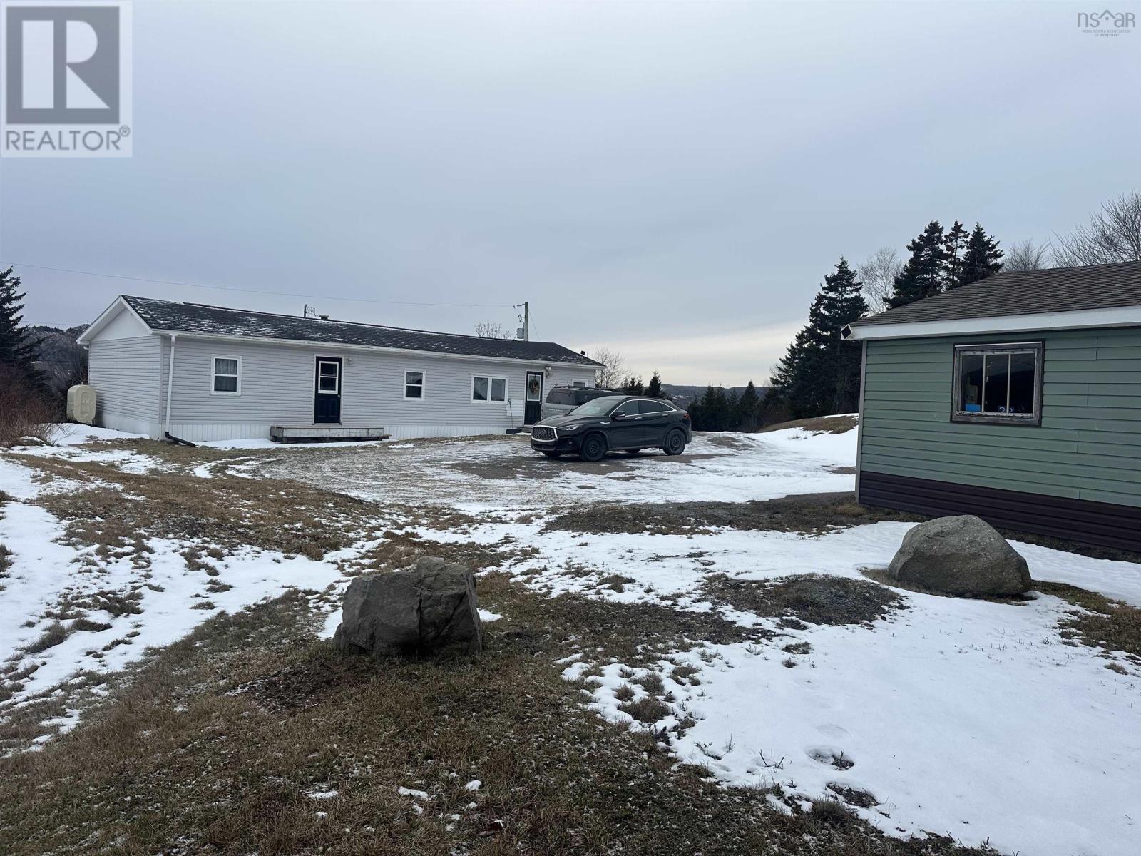 22 Highview Street, Port Hastings, Nova Scotia  B9A 1K8 - Photo 6 - 202600653