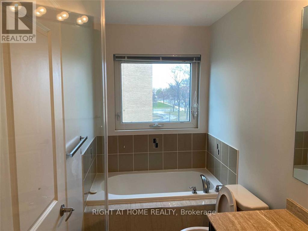 12 Pony Farm Drive, Toronto, Ontario  M9R 0B3 - Photo 17 - W12790274