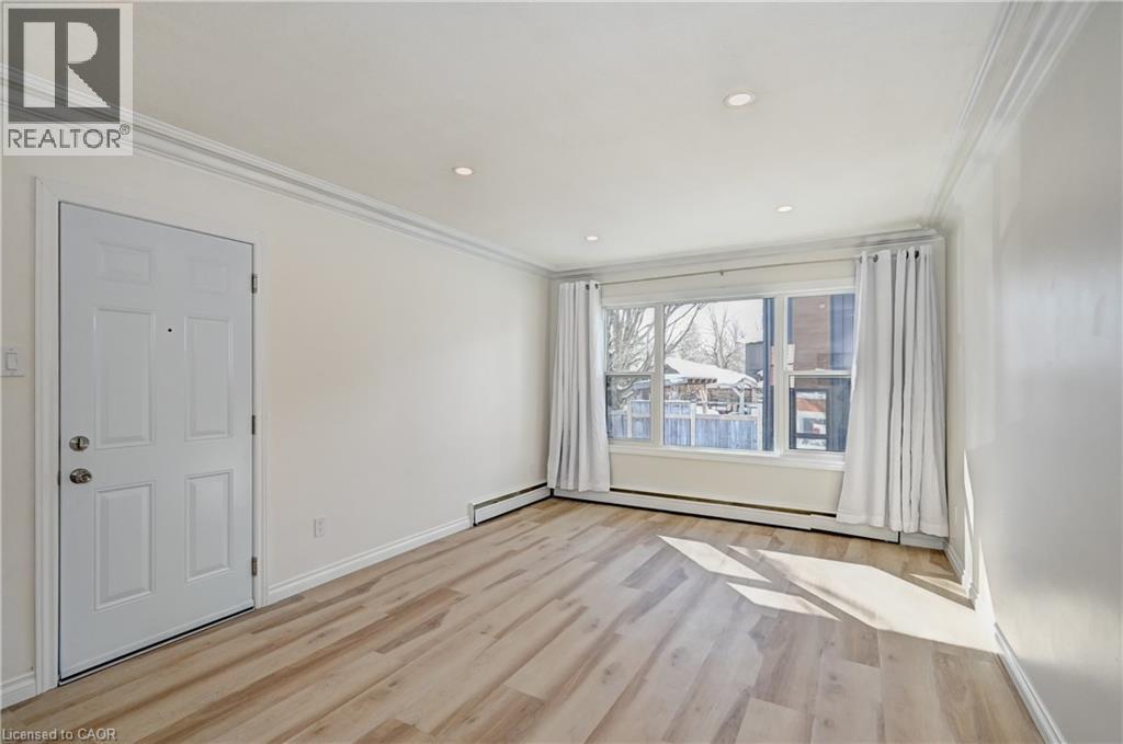 433 Guelph Street Unit# 4, Kitchener, Ontario  N2H 5X9 - Photo 1 - 40801800