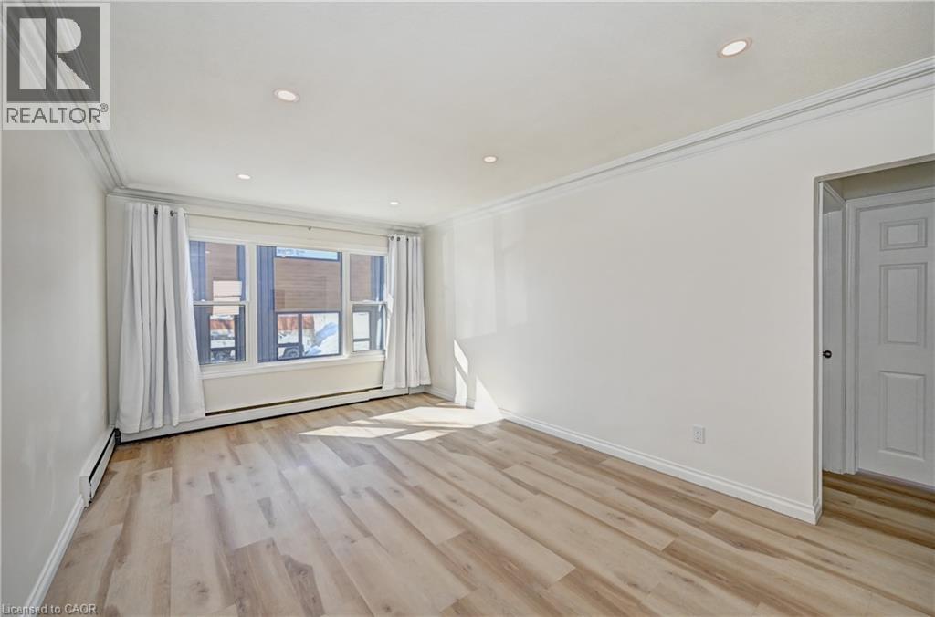 433 Guelph Street Unit# 4, Kitchener, Ontario  N2H 5X9 - Photo 2 - 40801800