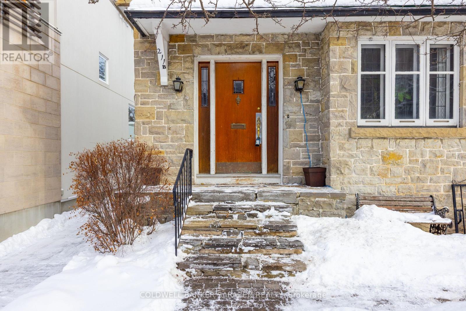 211 B Melrose Avenue, Ottawa, Ontario  K1Y 1V3 - Photo 3 - X12790290