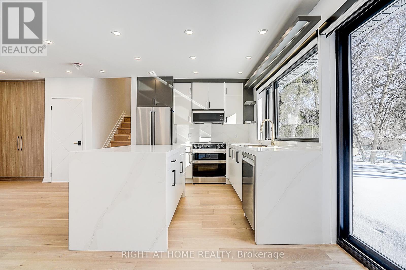 215 Churchill Avenue, Toronto, Ontario  M2R 1E2 - Photo 19 - C12790302