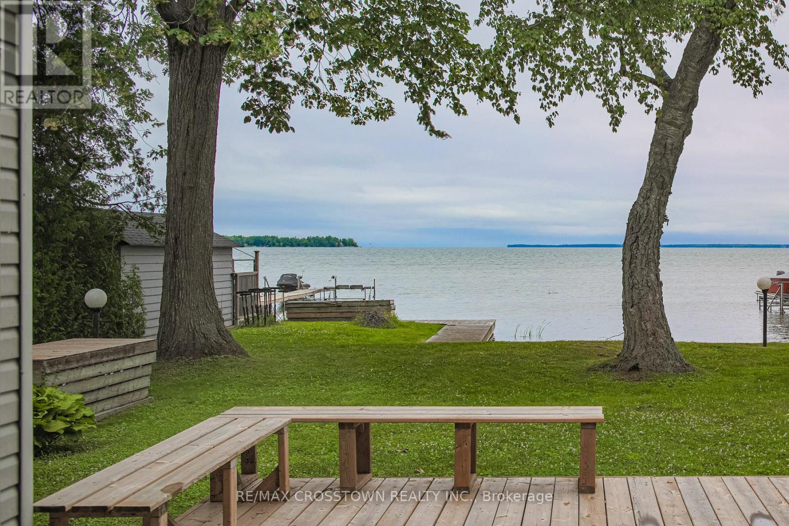 128 Moores Beach Road, Georgina, Ontario  L0E 1N0 - Photo 2 - N12790300