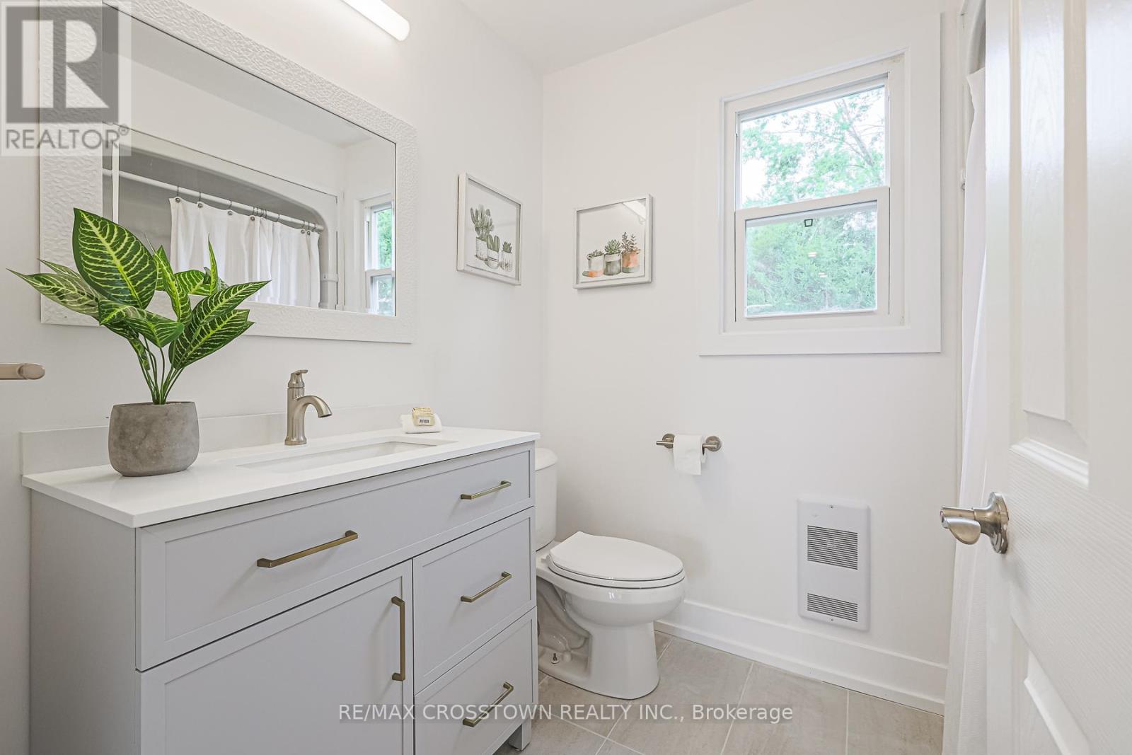 128 Moores Beach Road, Georgina, Ontario  L0E 1N0 - Photo 27 - N12790300