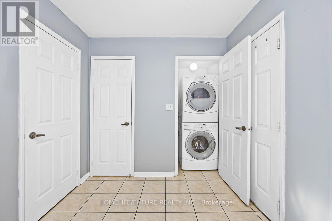 316 Mclevin Avenue, Toronto, Ontario  M1B 6C4 - Photo 11 - E12789978