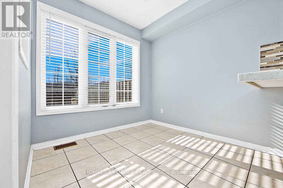 316 Mclevin Avenue, Toronto, Ontario  M1B 6C4 - Photo 8 - E12789978