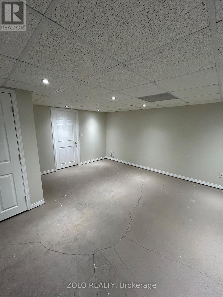 271 Pettigrew Trail, Milton, Ontario  L9T 5X7 - Photo 28 - W12790304