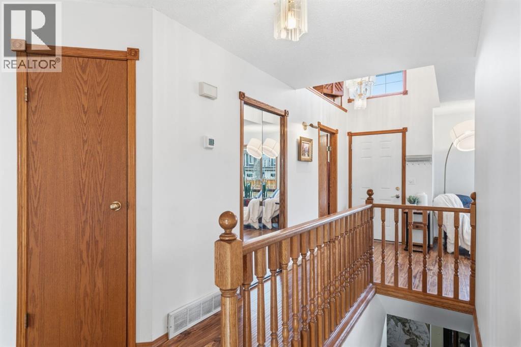 4507 37 Avenue Sw, Calgary, Alberta  T3E 1C9 - Photo 23 - A2272200