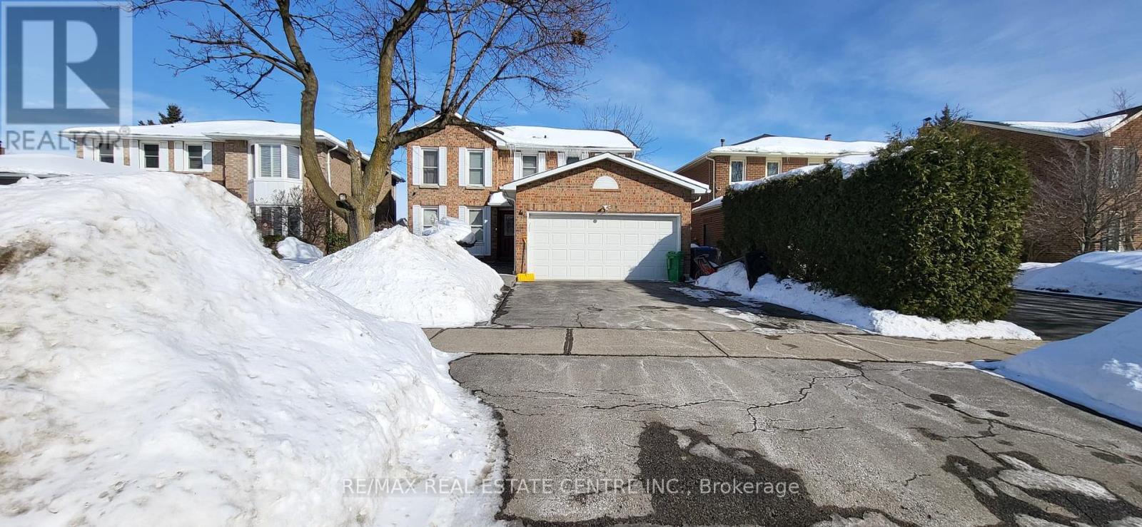 4 ESKER DRIVE, Brampton, Ontario