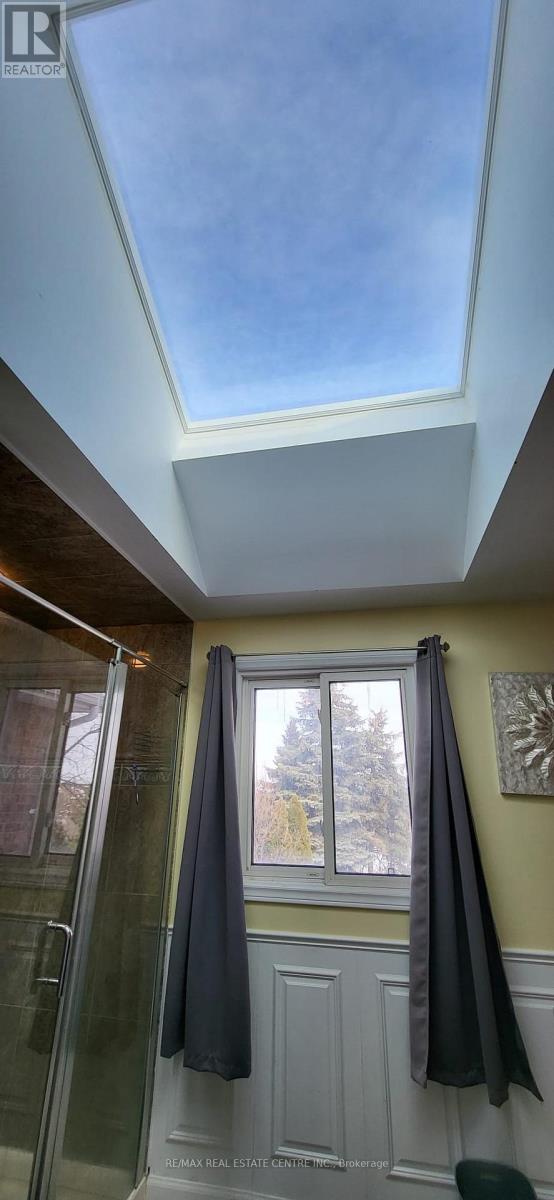 4 Esker Drive, Brampton, Ontario  L6Z 3C5 - Photo 35 - W12784314