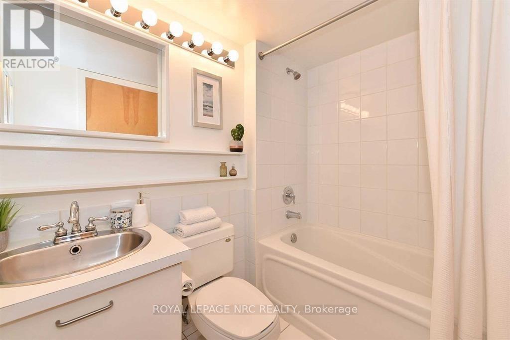 1211 - 255 Richmond Street E, Toronto, Ontario  M5A 4T7 - Photo 10 - C12790316