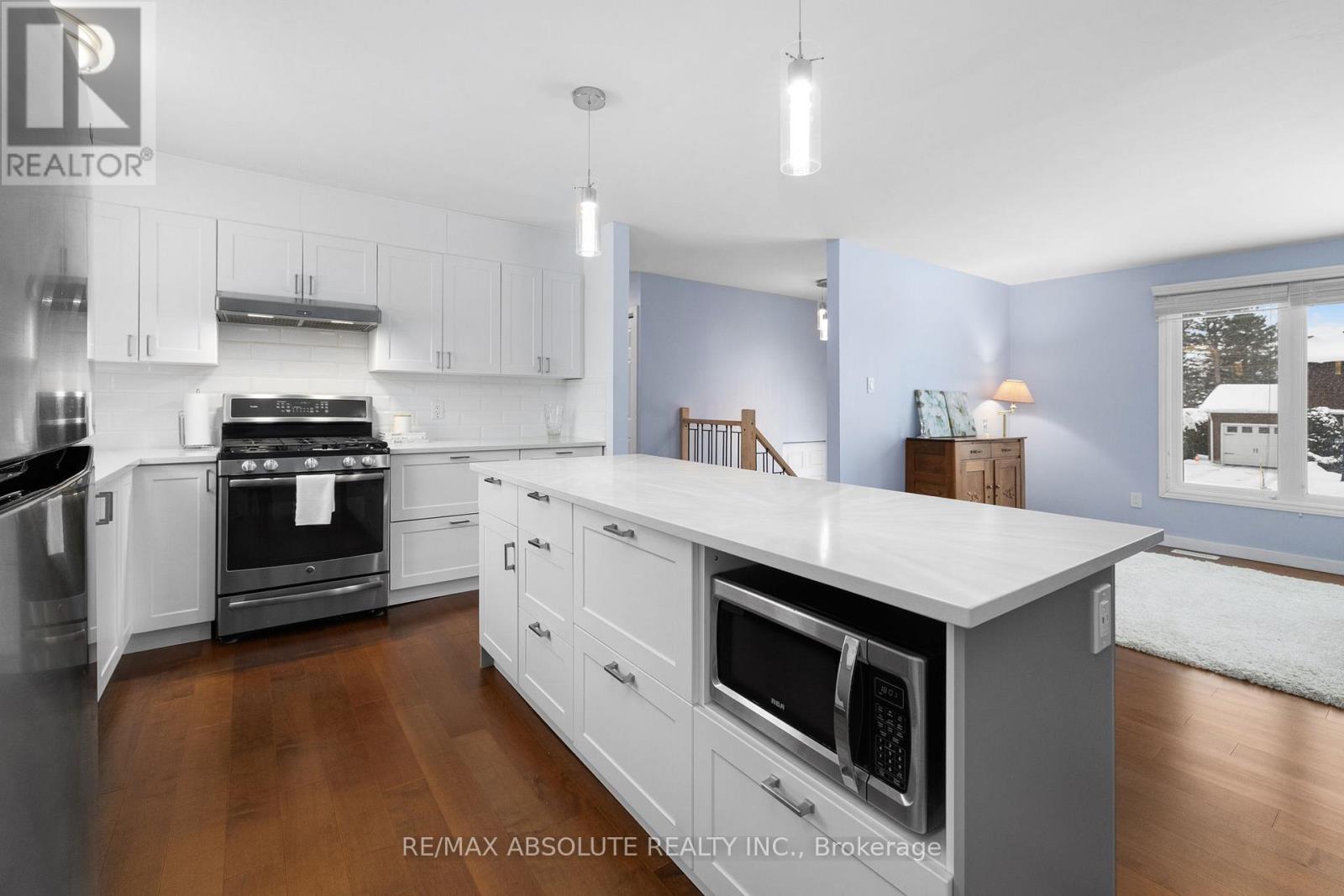 33 Owlshead Road, Ottawa, Ontario  K0A 3P0 - Photo 12 - X12721818