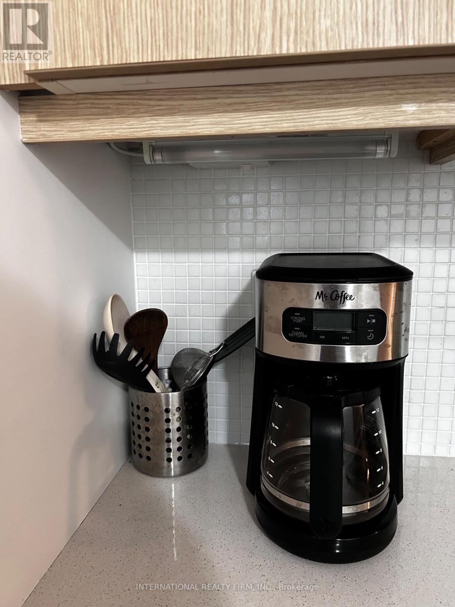 607 - 297 College Street, Toronto (Kensington-Chinatown), Ontario  M5T 0C2 - Photo 15 - C12790318