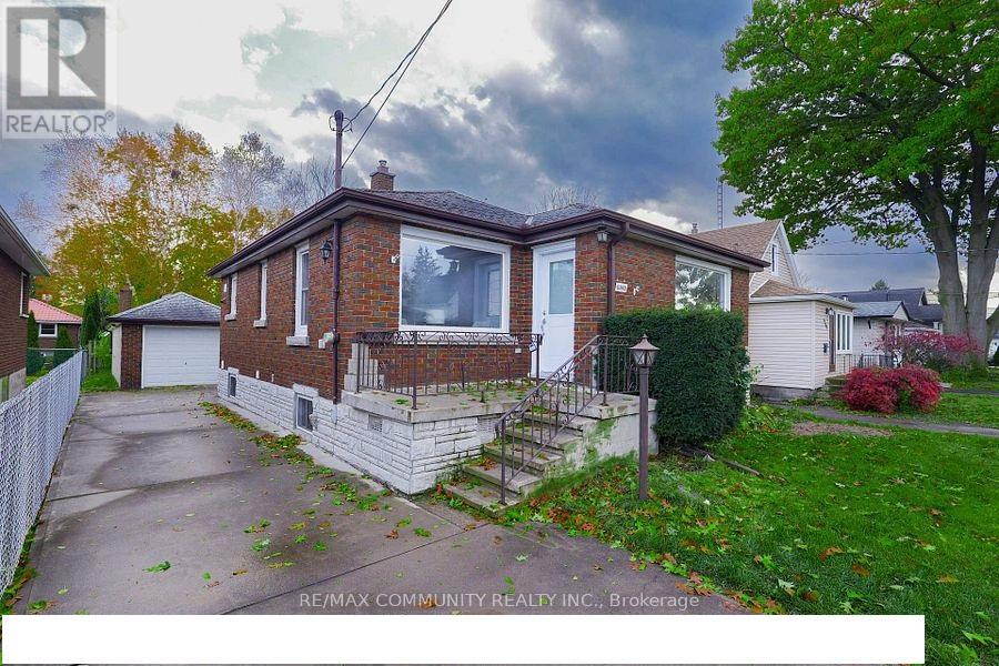 6360 Ash Street, Niagara Falls, Ontario  L2G 2H5 - Photo 2 - X12790314