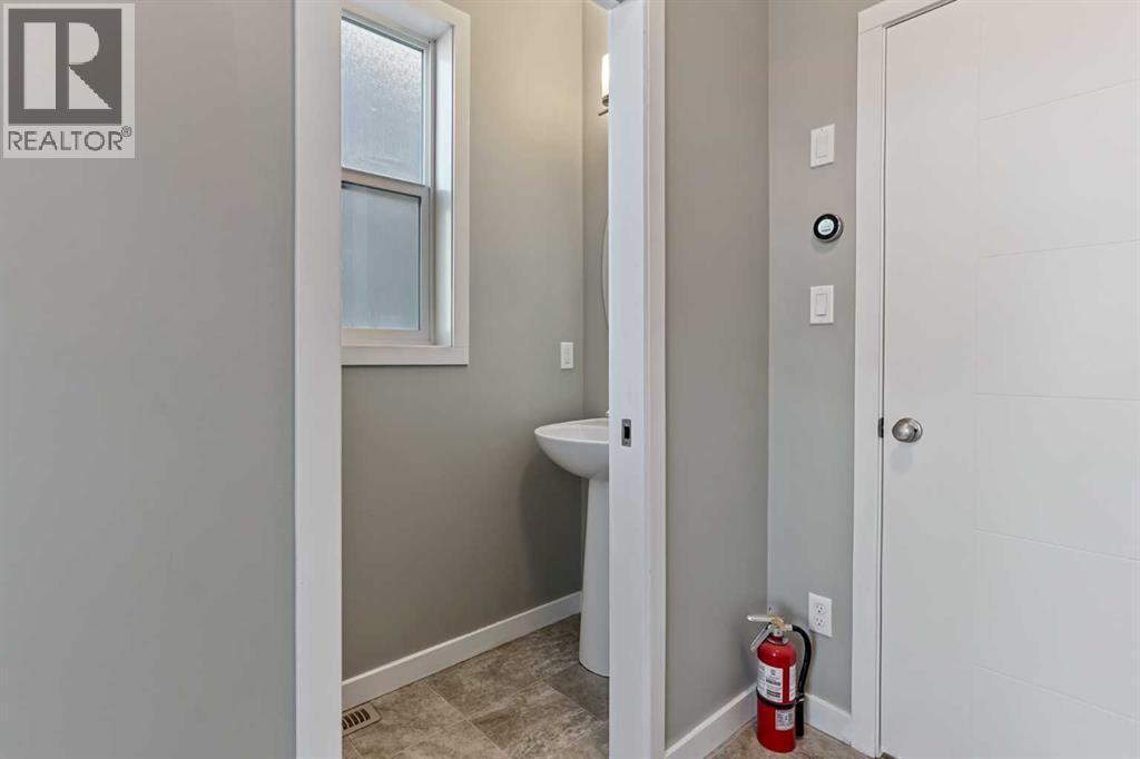 547 Blackwolf Boulevard N, Lethbridge, Alberta  T1H 7C8 - Photo 13 - A2269317