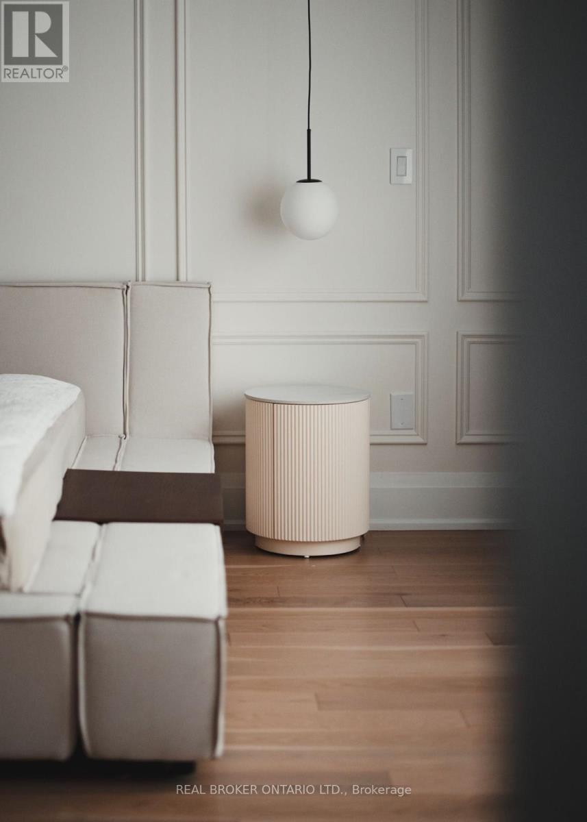 34 Meteorite Street, Richmond Hill, Ontario  L4C 4M9 - Photo 17 - N12790322