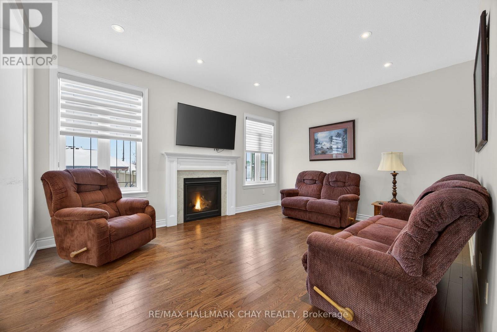 101 Gardiner Drive, Bradford West Gwillimbury, Ontario  L3Z 3G2 - Photo 10 - N12790328