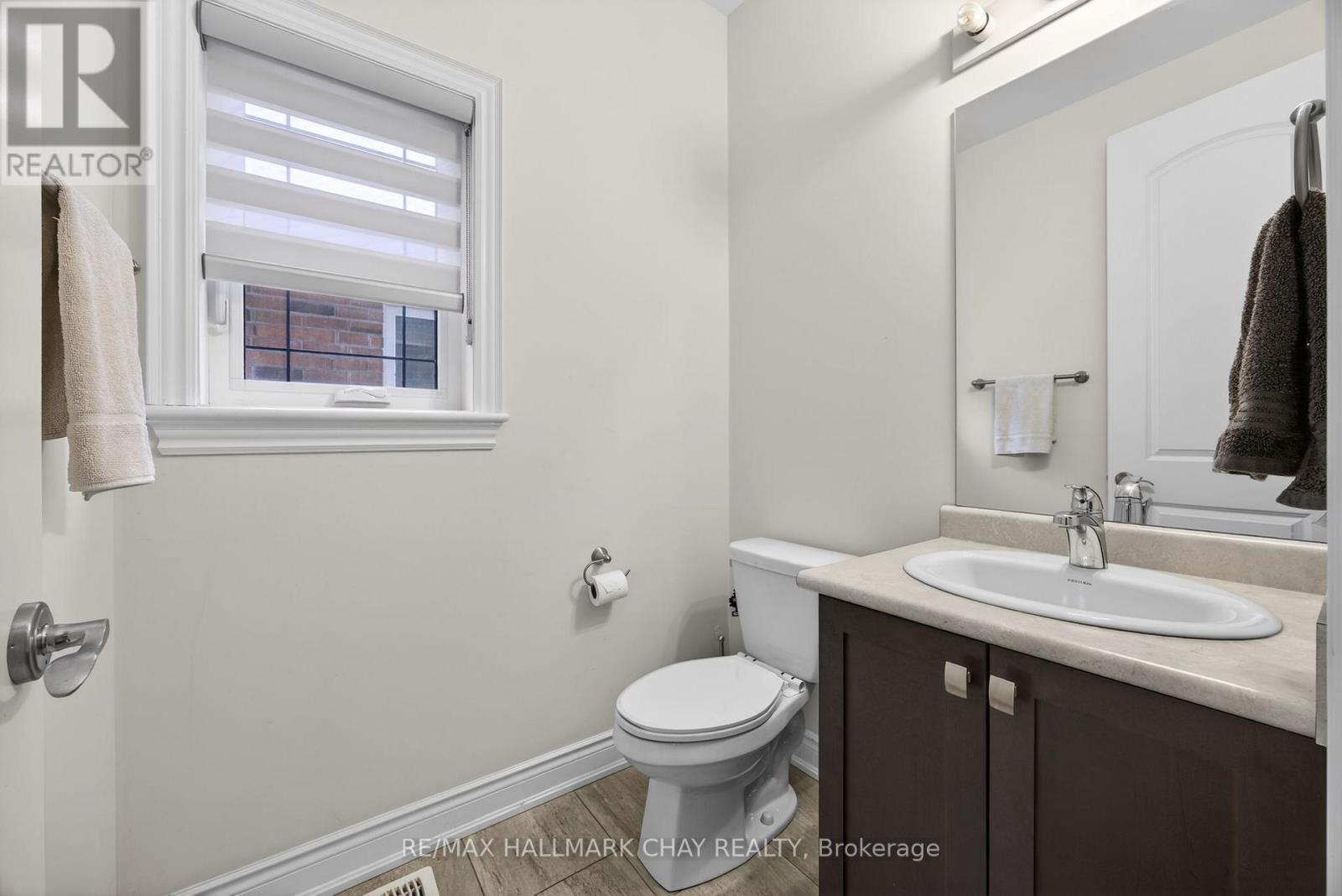 101 Gardiner Drive, Bradford West Gwillimbury, Ontario  L3Z 3G2 - Photo 12 - N12790328