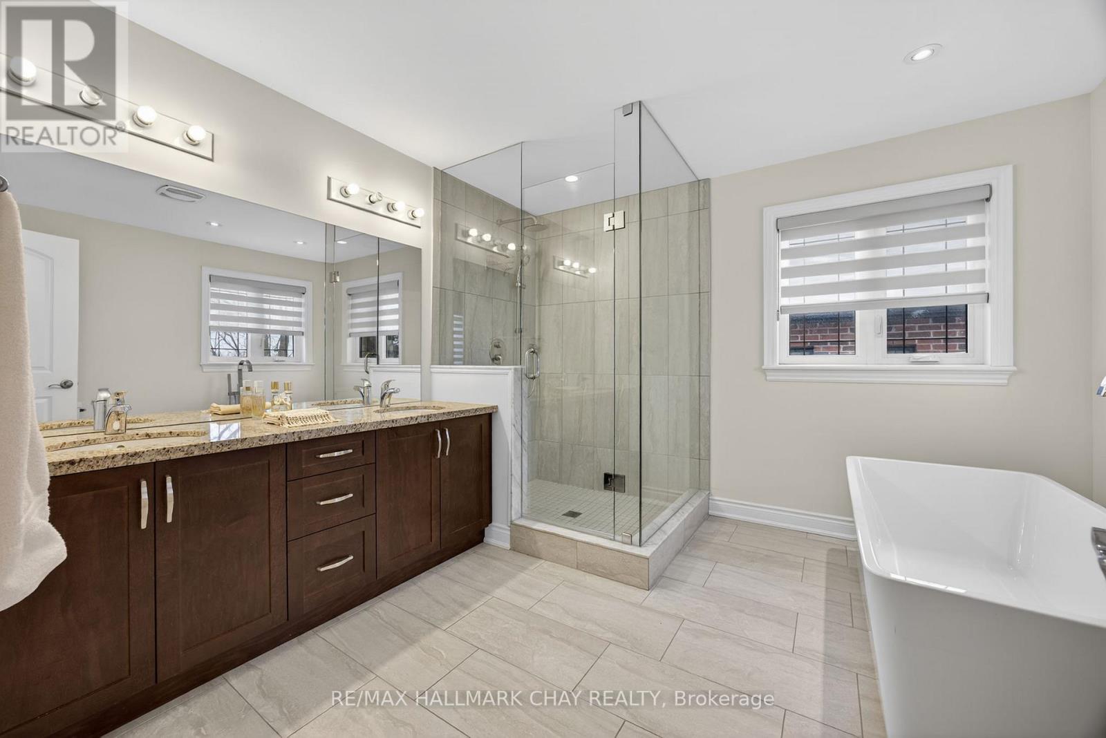 101 Gardiner Drive, Bradford West Gwillimbury, Ontario  L3Z 3G2 - Photo 17 - N12790328