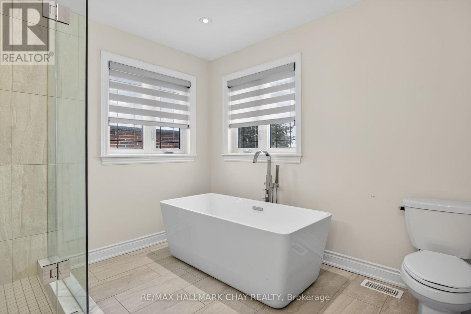 101 Gardiner Drive, Bradford West Gwillimbury, Ontario  L3Z 3G2 - Photo 18 - N12790328